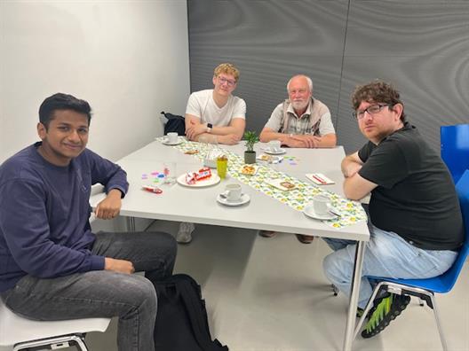 Alumni des Fachbereichs Maschinenbau und Verfahrenstechnik Networking- kleine Gruppe
